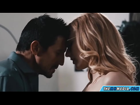 ❤️ Sexe romantique avec une blonde cochonne Salopes at us ❤
